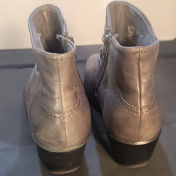 EARTH ORIGIN SIDE ZIPPER CLOSURE WOMEN'S ANKLE BOOTIES - Picture 6 of 15